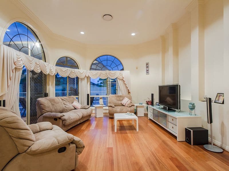 12 Sir Bruce Small Boulevard, Benowa Waters QLD 4217, Benowa - Thumbnail 4