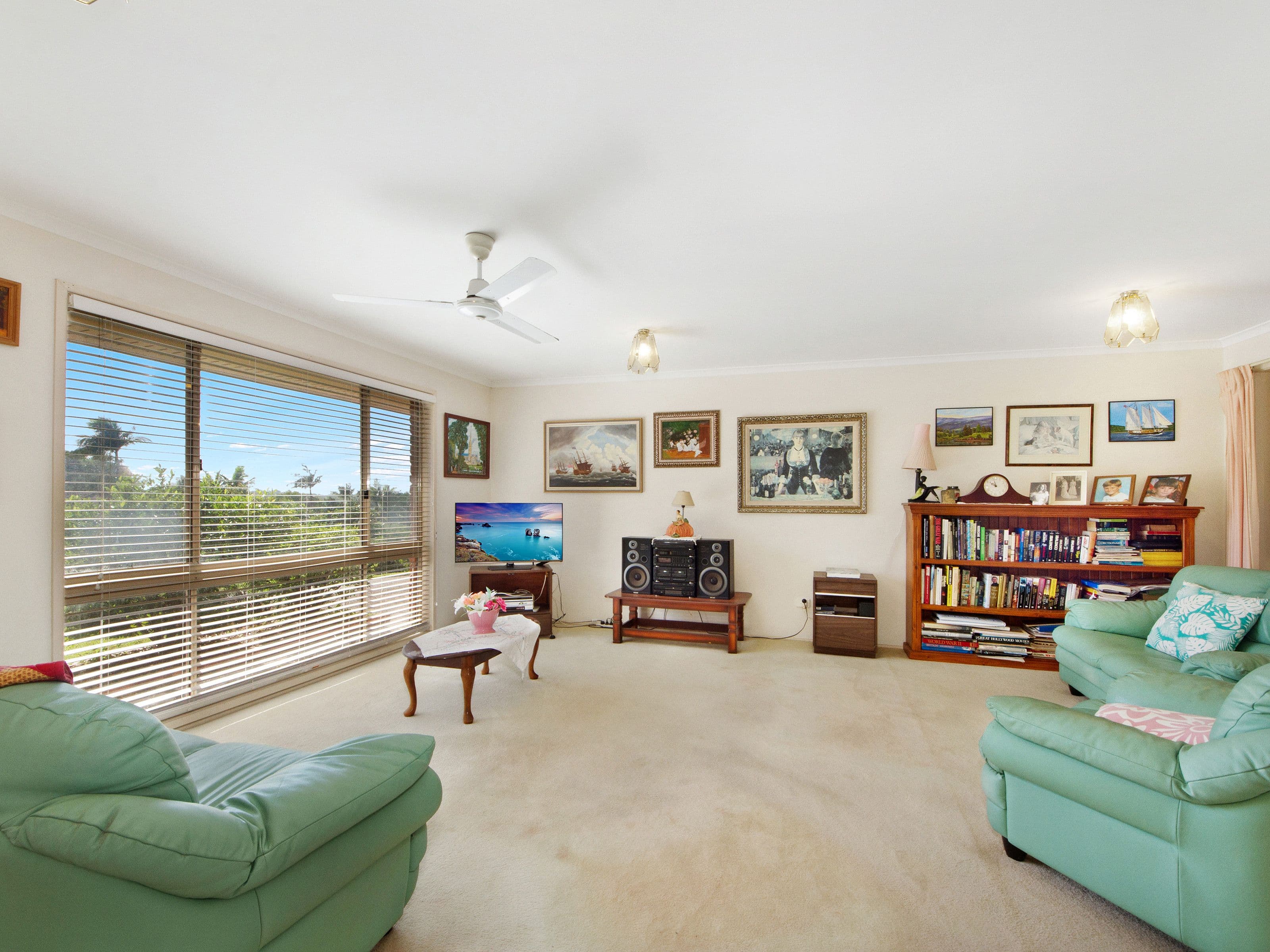 44 California Drive, Oxenford QLD 4210, Oxenford - Thumbnail 4