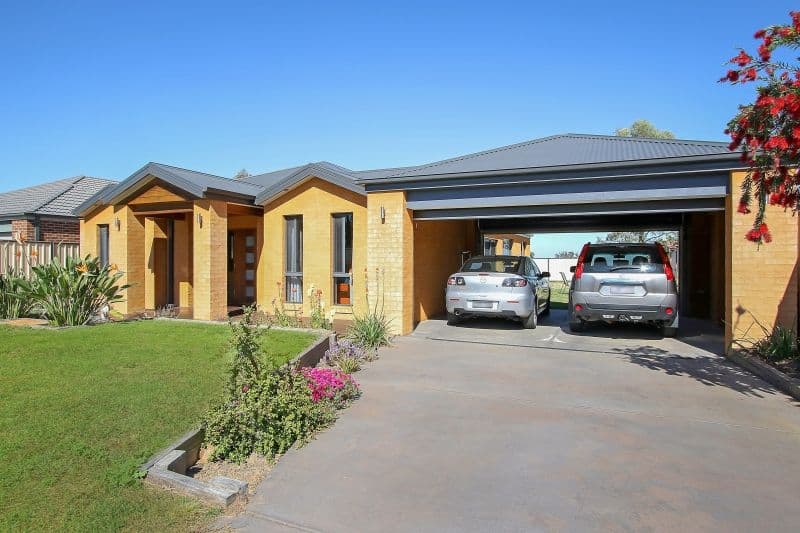 3 Muscat Court, Rutherglen VIC 3685, Rutherglen - Thumbnail 2
