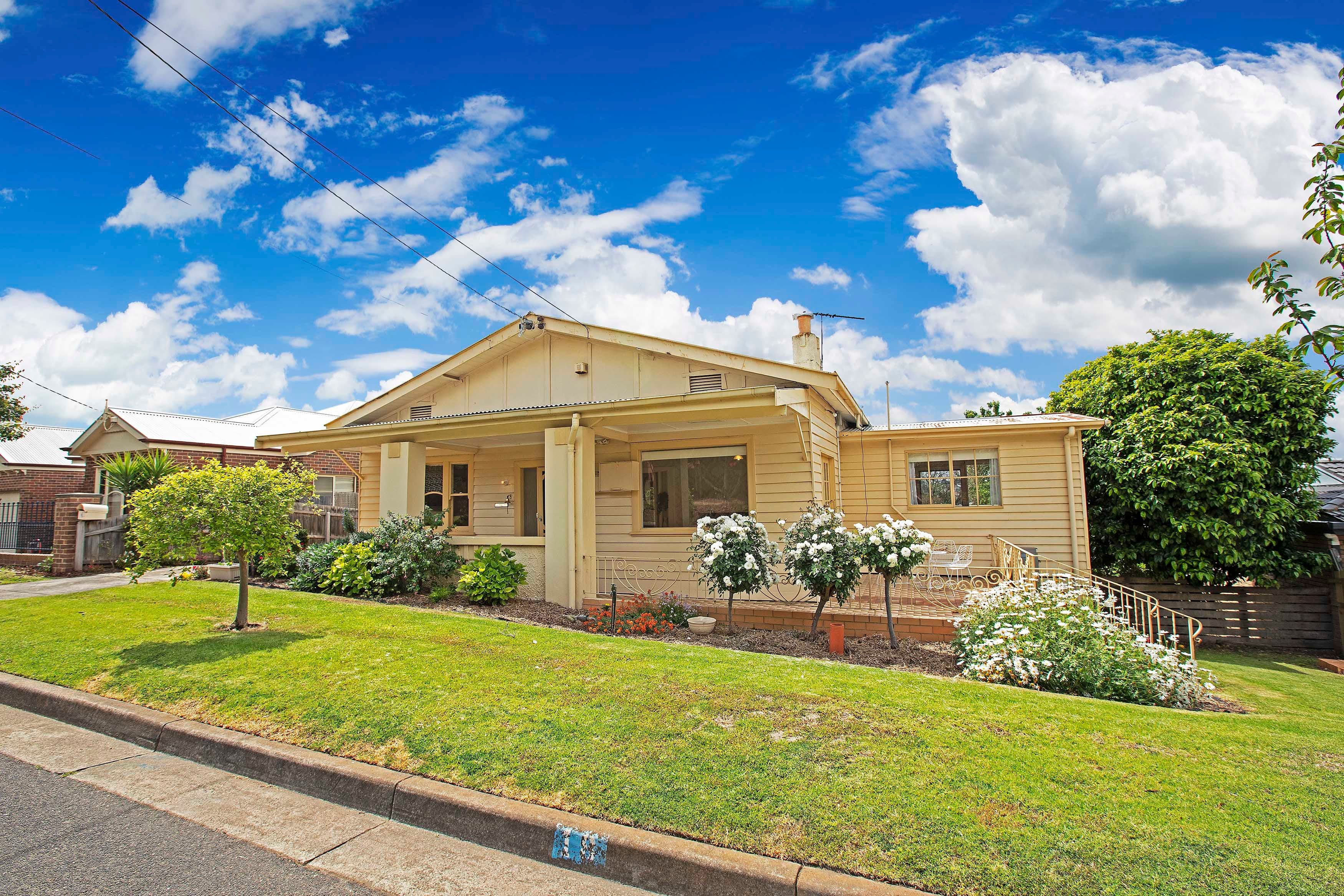 18 Victoria Terrace, Belmont VIC 3216, Belmont - Thumbnail 2