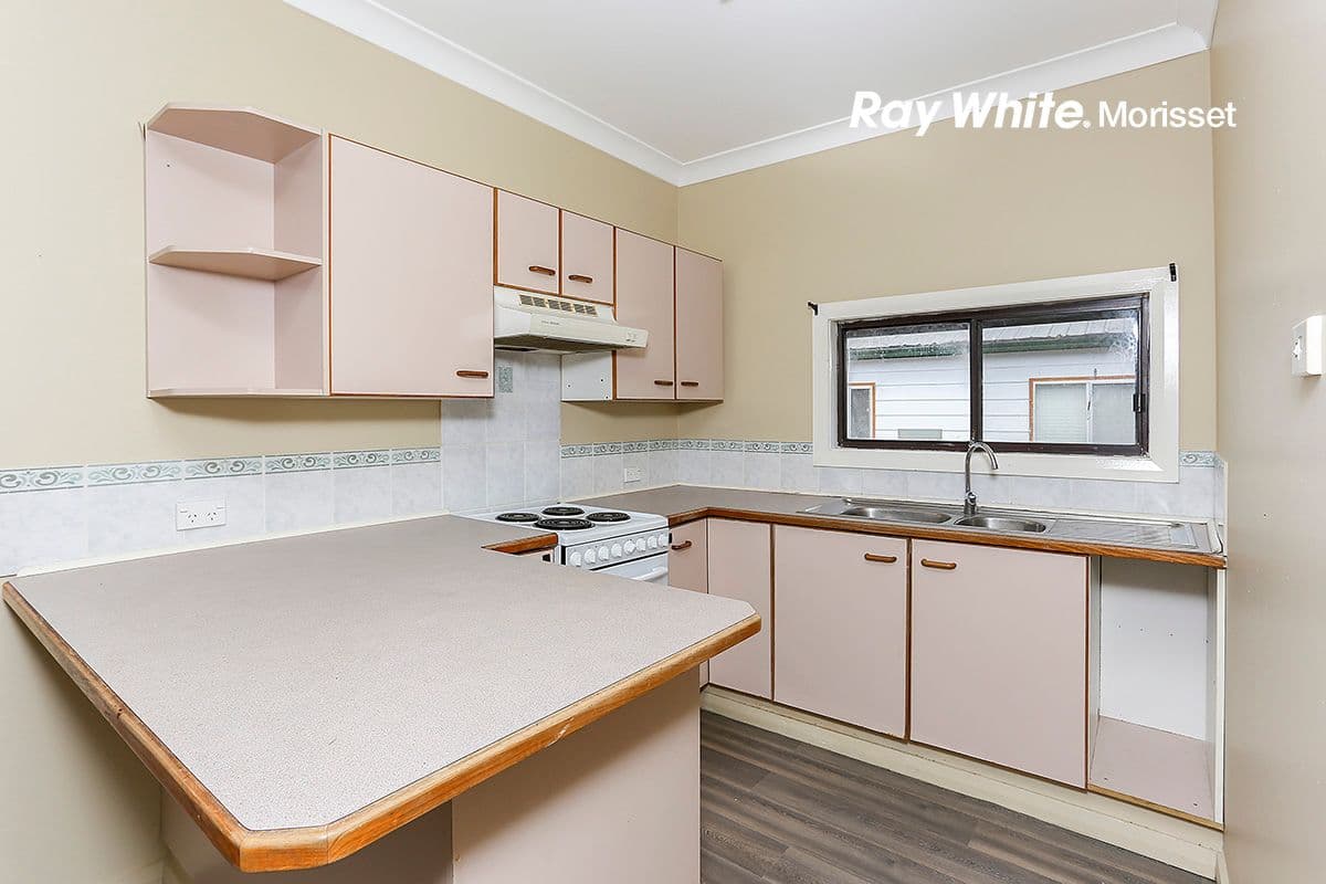 18 Hillcrest Road, Mirrabooka - Thumbnail 3