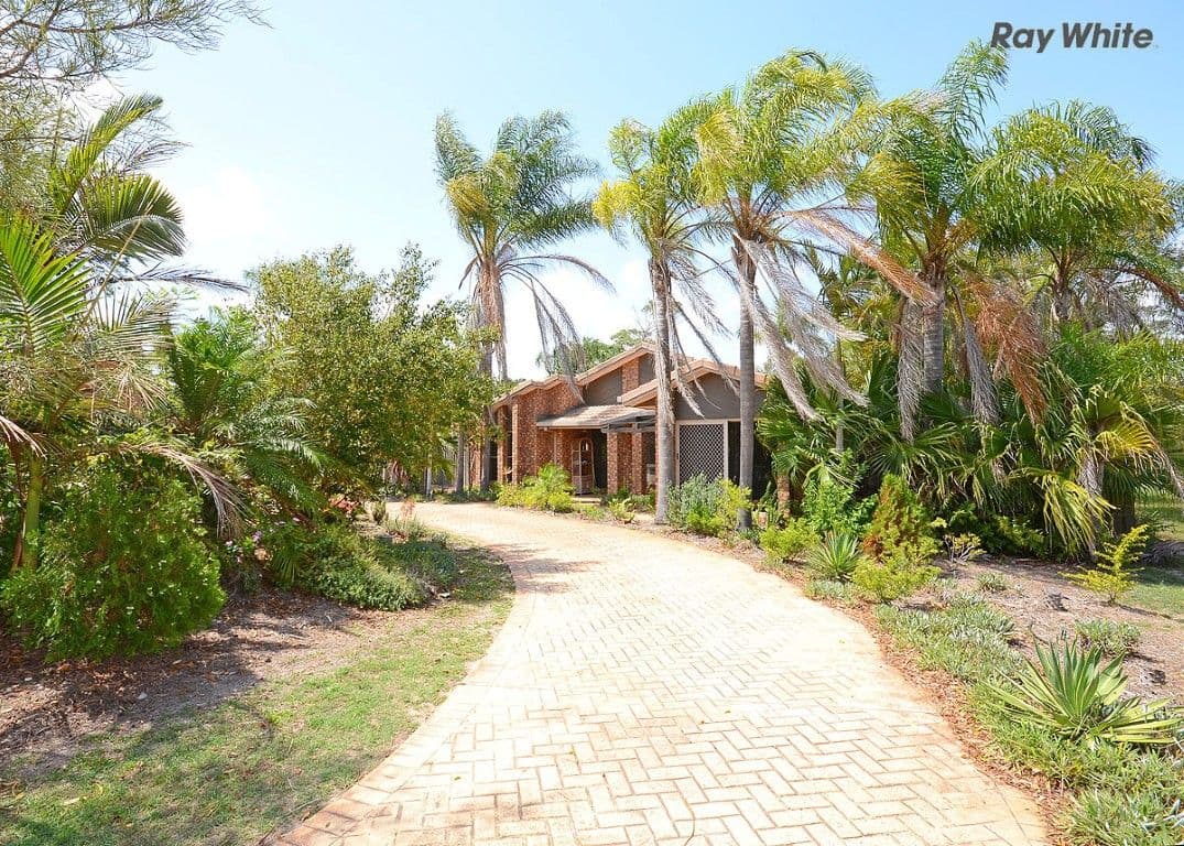 67 Ladbroke Crescent, URANGAN QLD 4655, Urangan - Thumbnail 2
