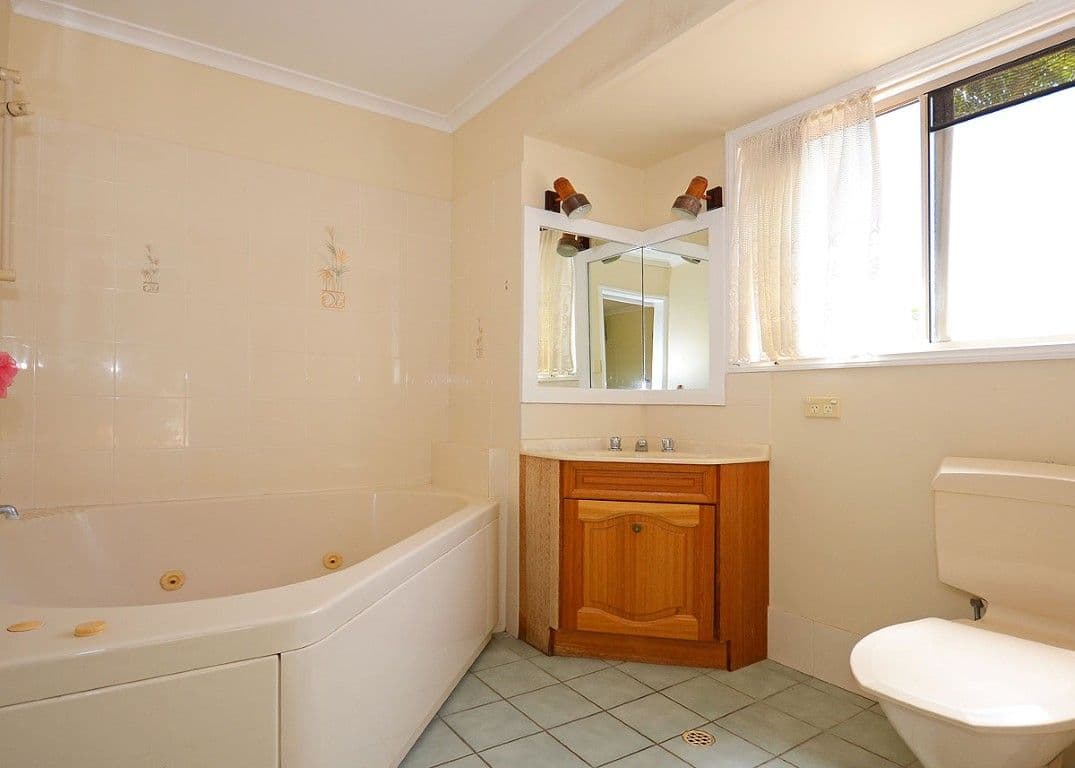67 Ladbroke Crescent, URANGAN QLD 4655, Urangan - Thumbnail 7