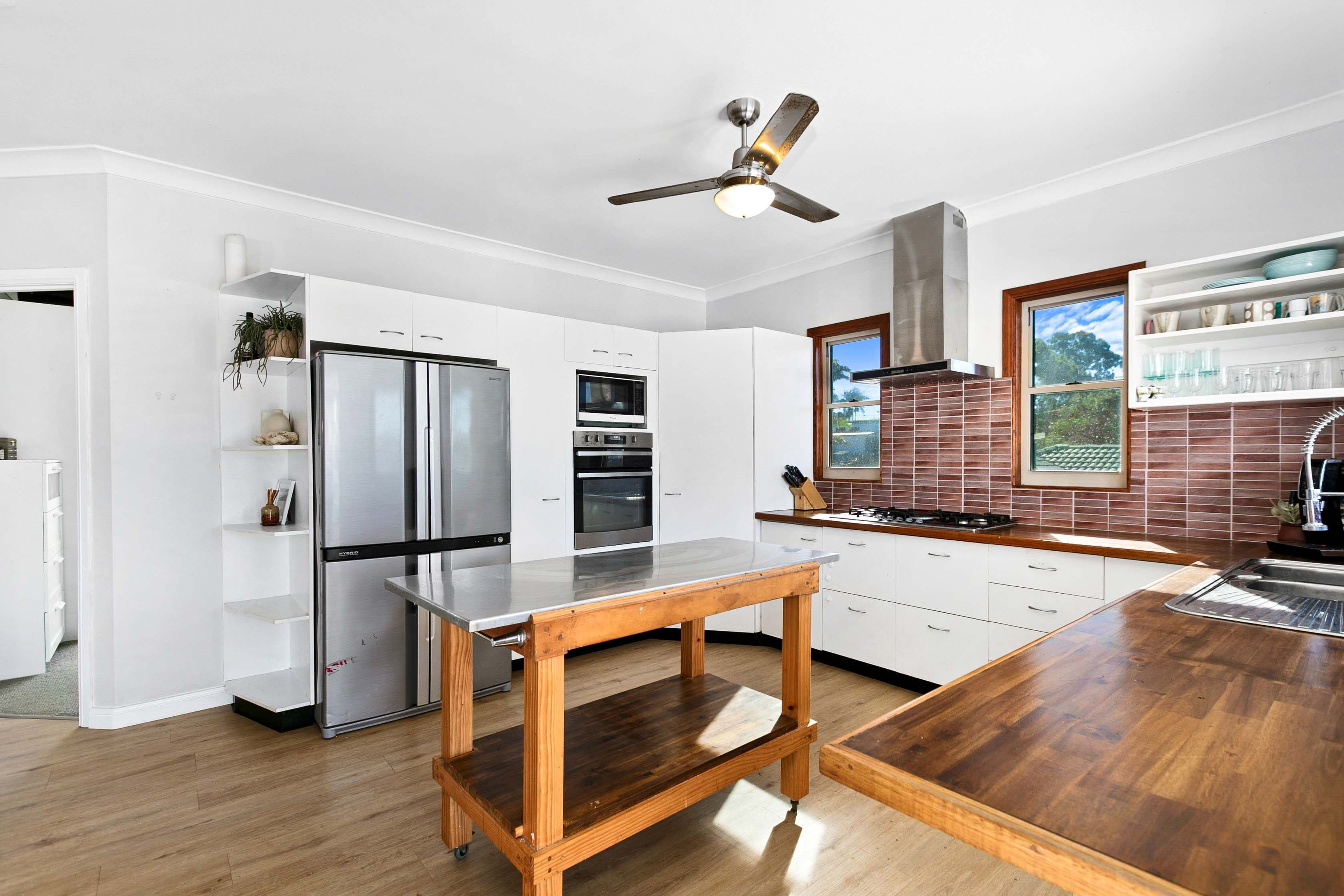 16 Petrel Avenue, River Heads QLD 4655, River Heads - Thumbnail 8