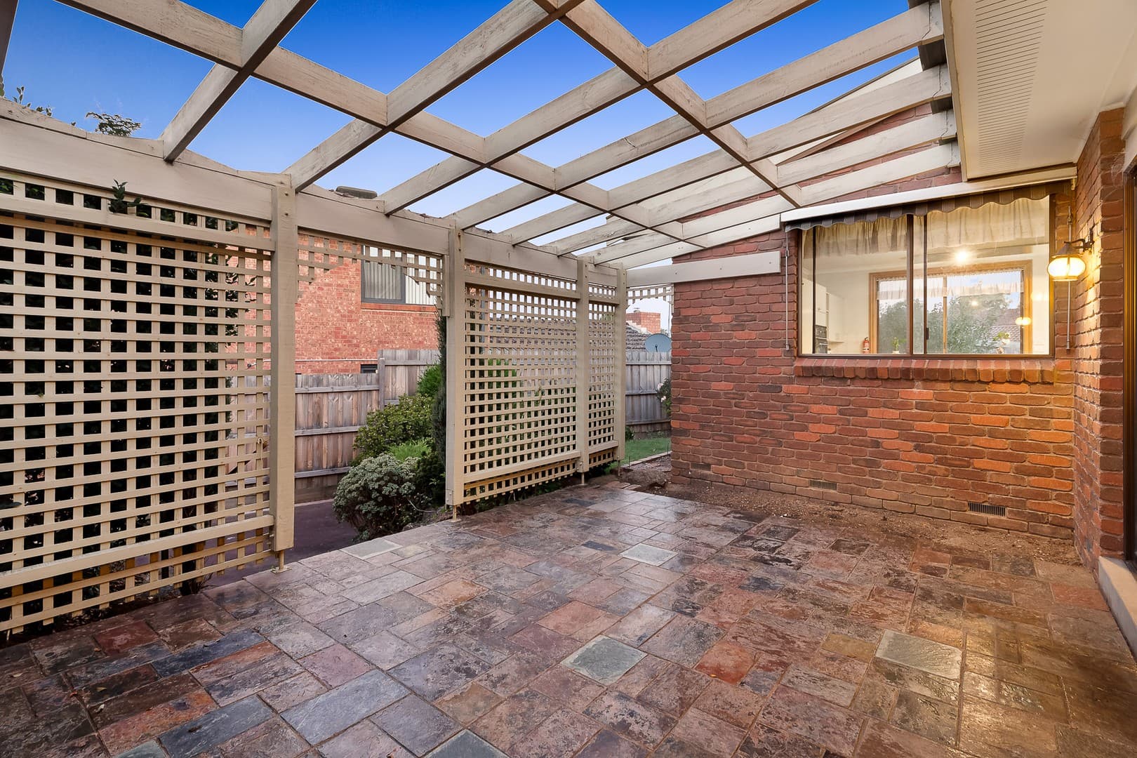 12 Deep Creek DriveDoncaster East, VIC 3109, Doncaster East - Thumbnail 7