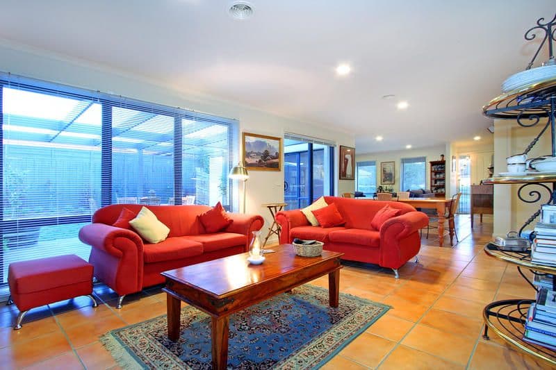 25  Eric Crescent, MORNINGTON VIC 3931, Mornington - Thumbnail 2