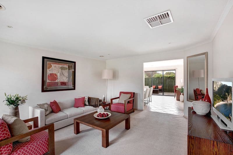 5 Yemaya Court, WATSONIA VIC 3087, Watsonia - Thumbnail 4