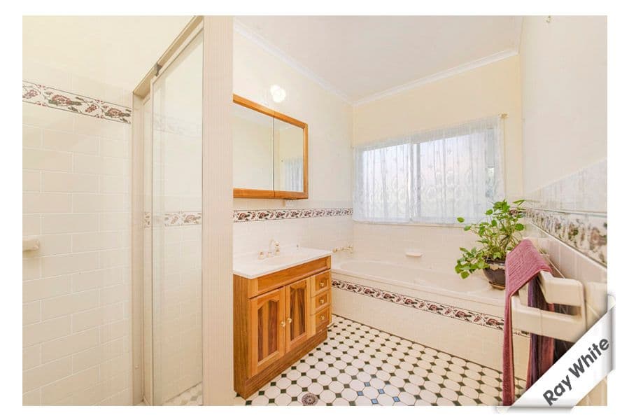 28 Kinlyside Avenue, Jerrabomberra NSW 2619, Jerrabomberra - Thumbnail 4