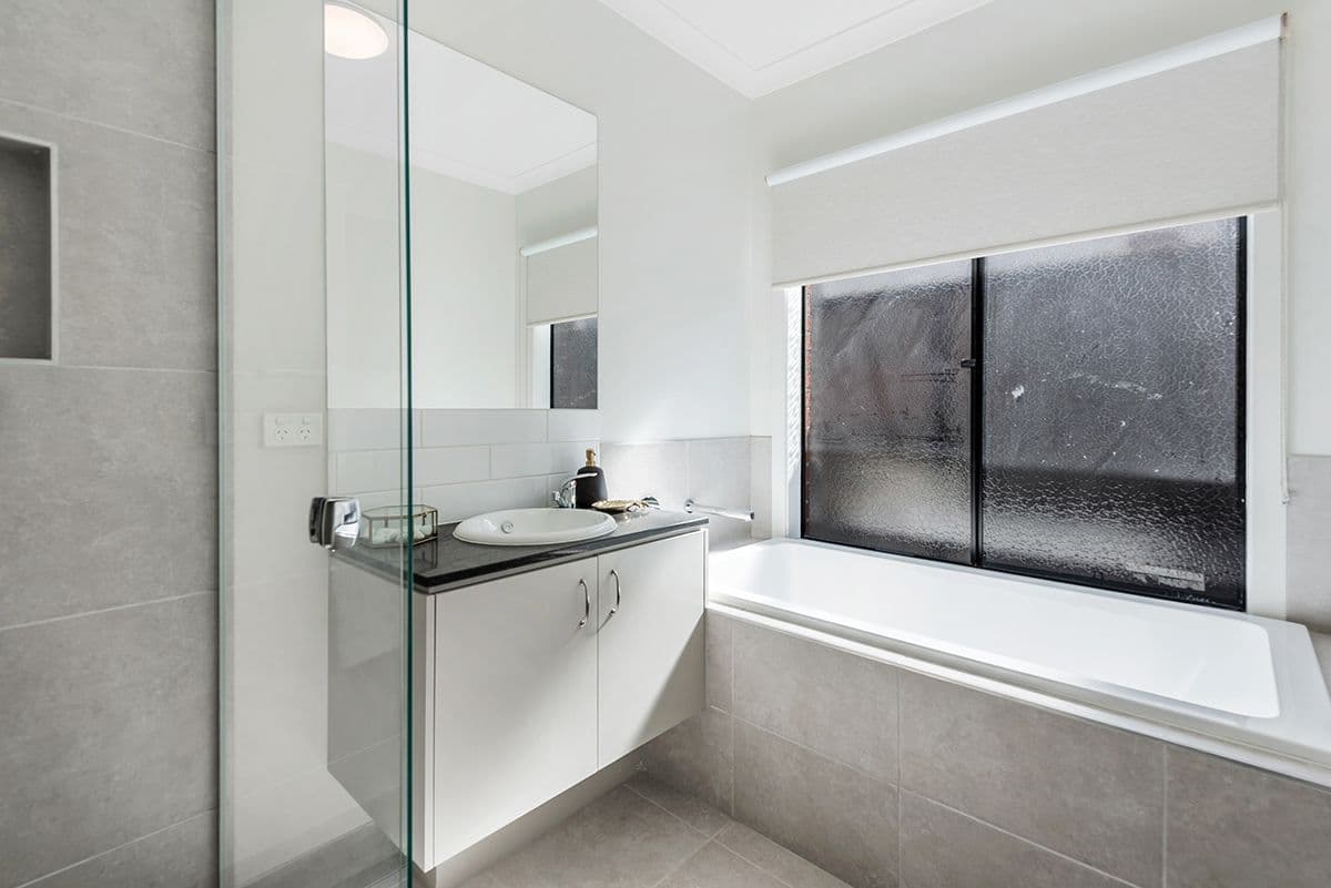 30 Banjolina Circuit, Craigieburn VIC 3064, Craigieburn - Thumbnail 7