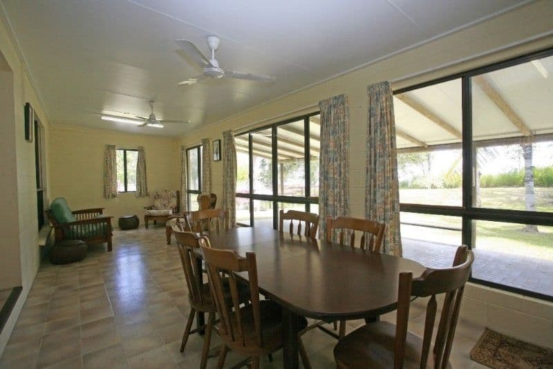 38 Empress Close, CUNGULLA QLD 4816, Cungulla - Thumbnail 3