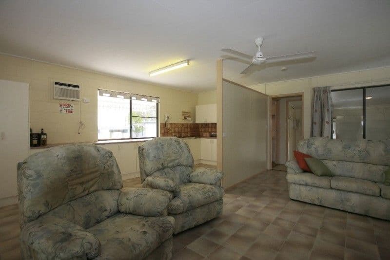 38 Empress Close, CUNGULLA QLD 4816, Cungulla - Thumbnail 4