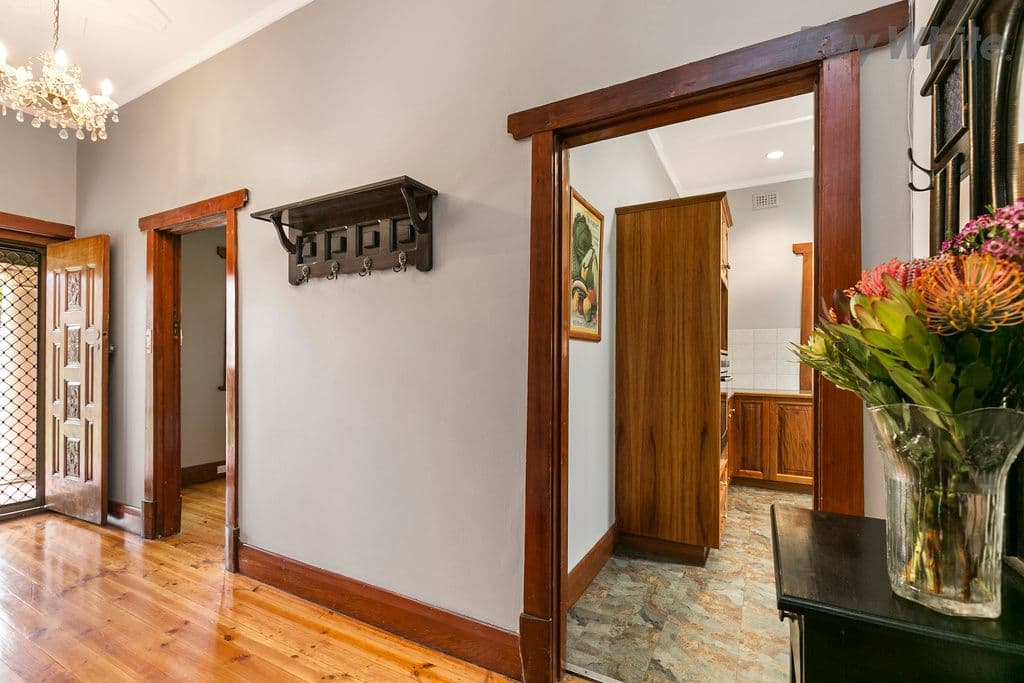 8 King Street, Glandore SA 5037, Glandore - Thumbnail 3