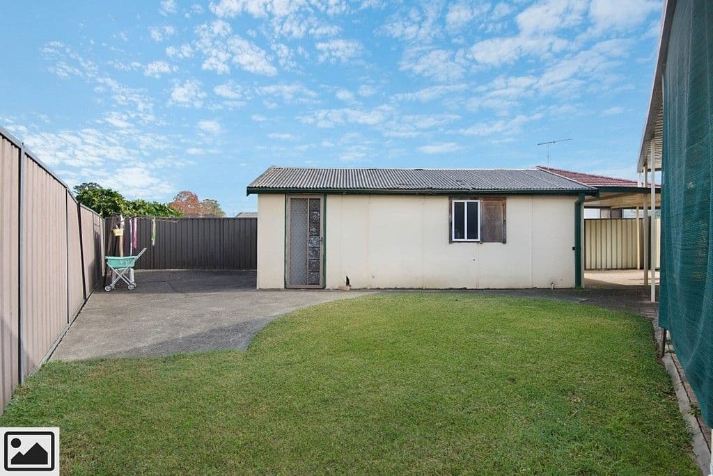 46 Finisterre Avenue, Whalan - Thumbnail 5