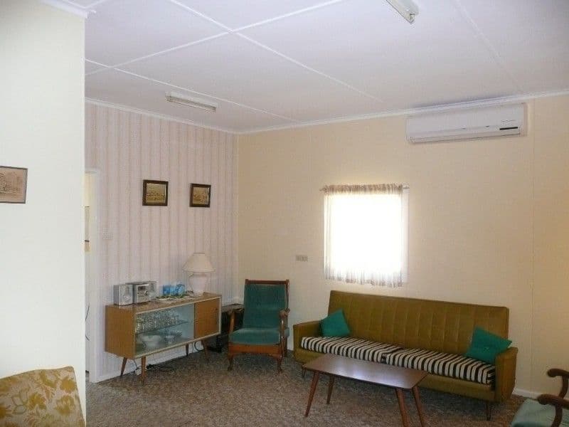 49 Vena Avenue, GOROKAN NSW 2263, Gorokan - Thumbnail 4