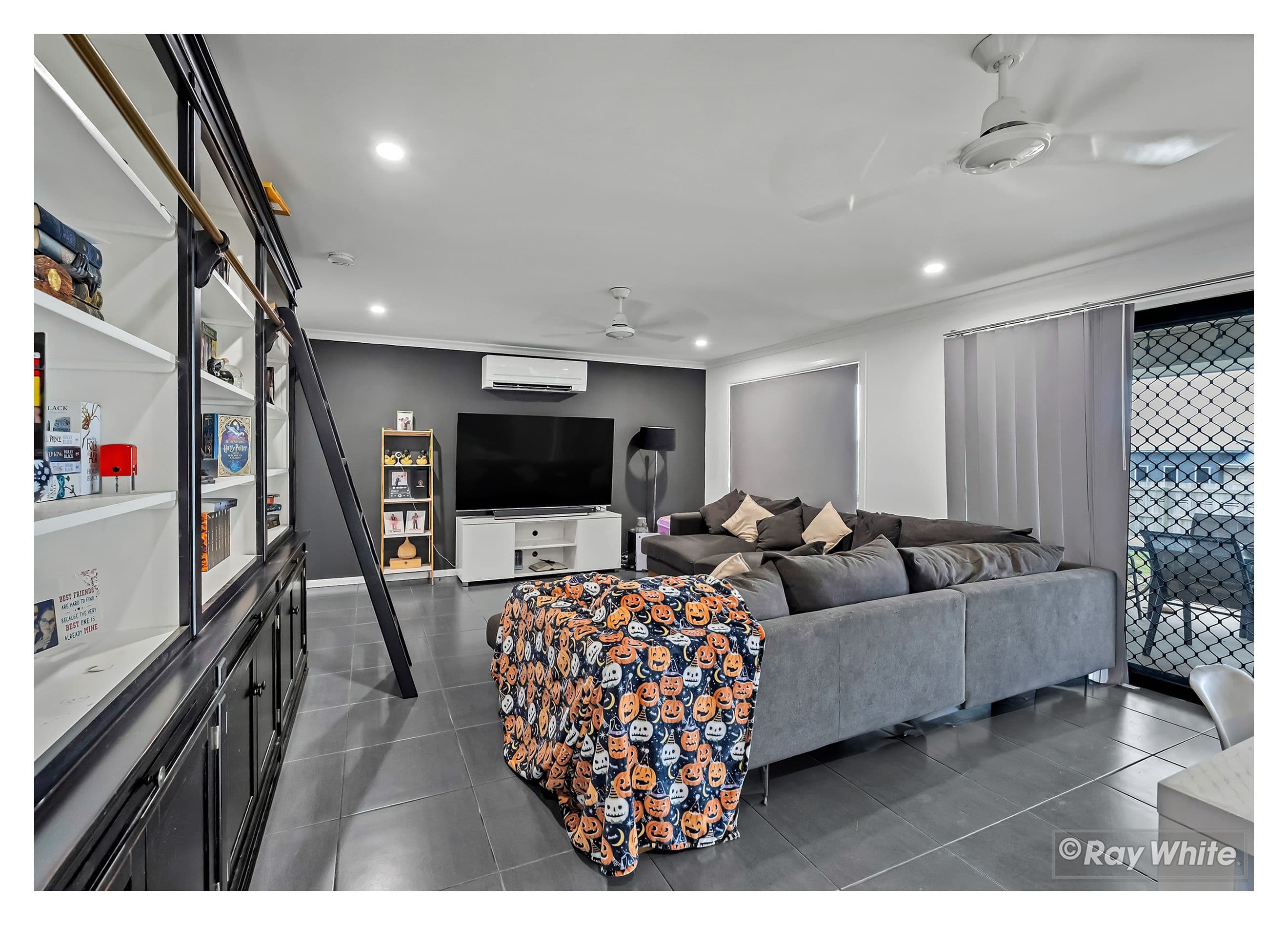 17 Railway South Terrace, Waikerie SA 5330, Waikerie - Thumbnail 2