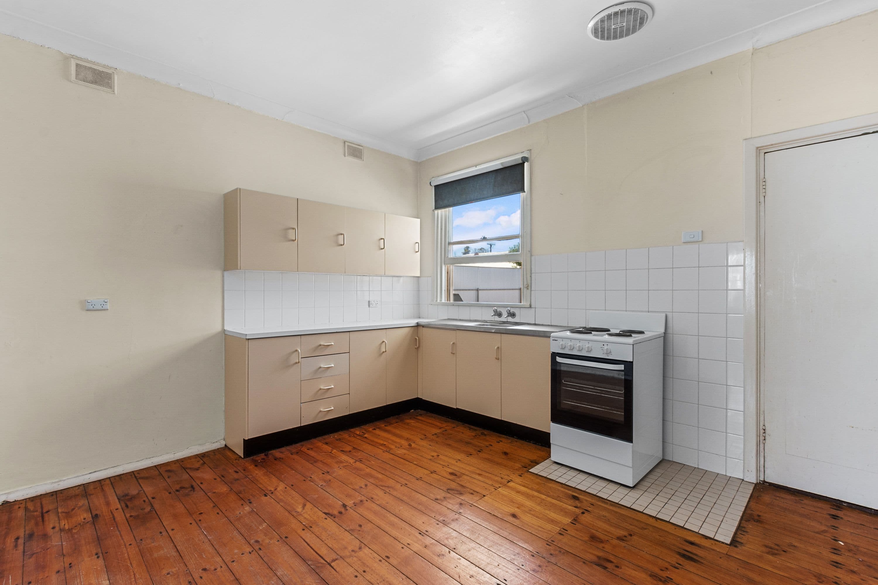 26 Smith Street, Wallaroo SA 5556, Wallaroo - Thumbnail 3