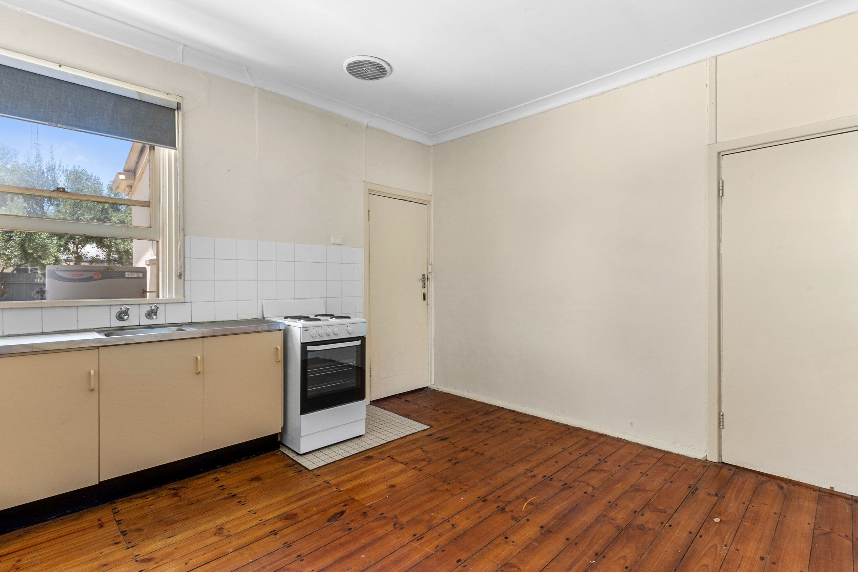26 Smith Street, Wallaroo SA 5556, Wallaroo - Thumbnail 4