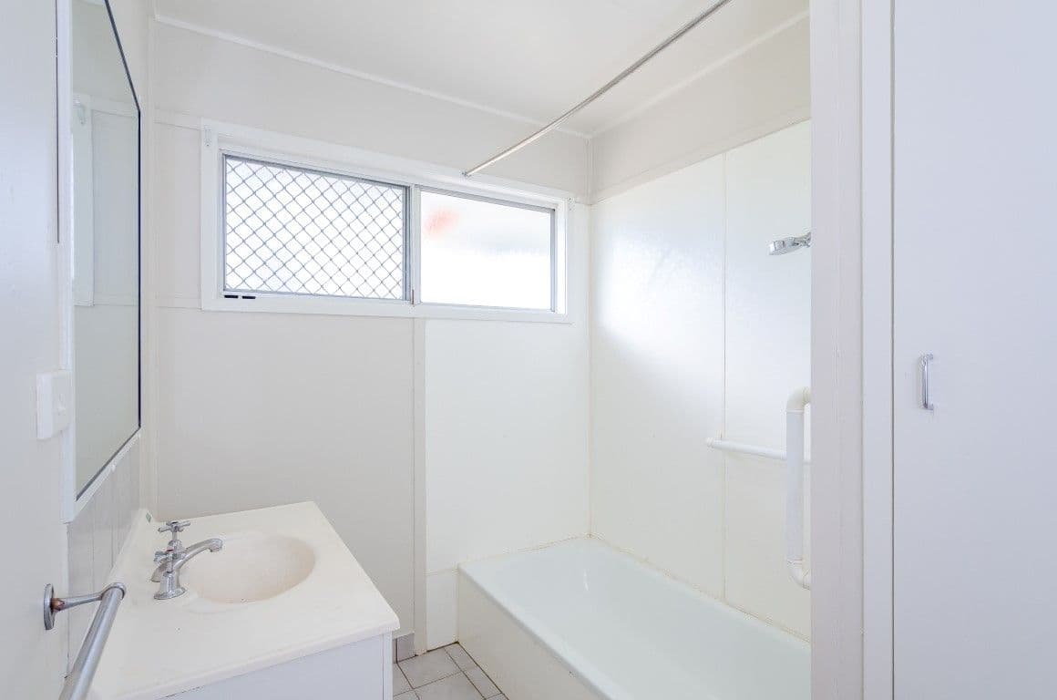 19 Pike Crescent, TOOLOOA QLD 4680, Toolooa - Thumbnail 7