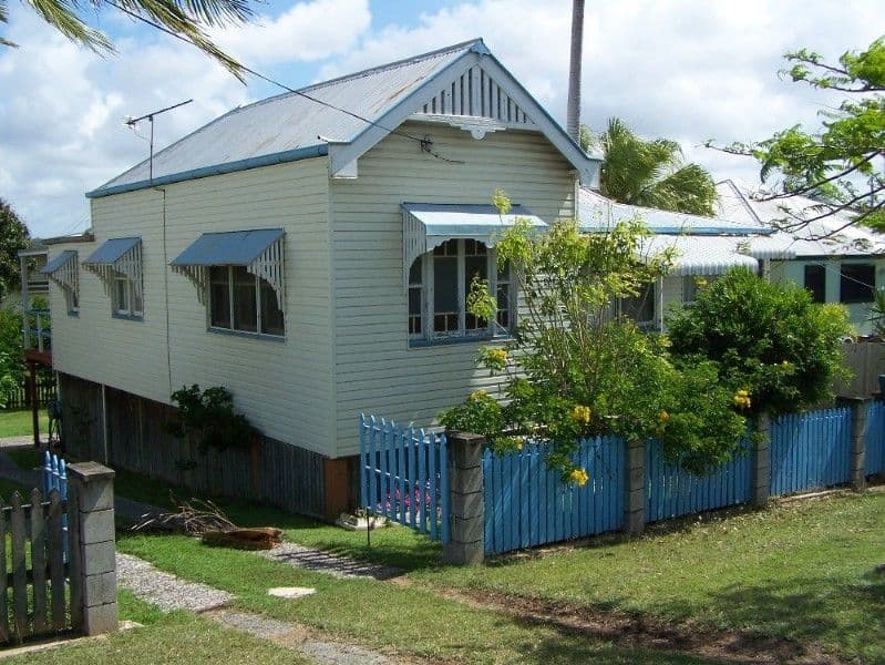 64 John Street, YEPPOON QLD 4703, Yeppoon - Thumbnail 2