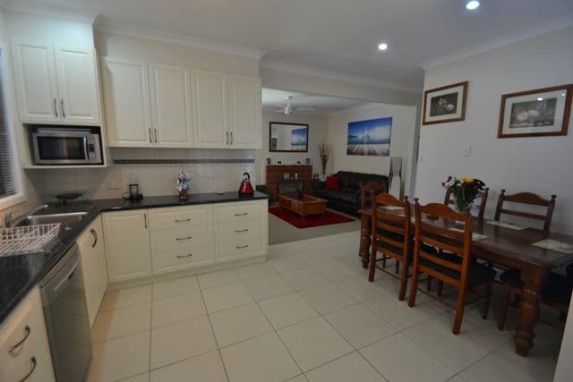 28 Tehan Street, Seymour VIC 3660, Seymour - Thumbnail 3