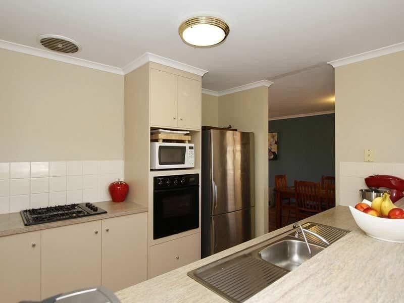 11 Ludgate Avenue, TROTT PARK SA 5158, Trott Park - Image 1