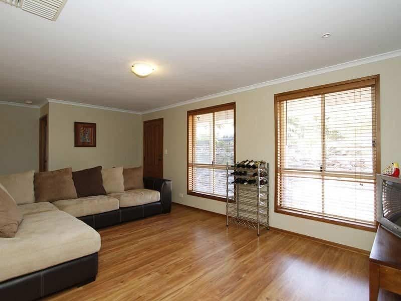 11 Ludgate Avenue, TROTT PARK SA 5158, Trott Park - Thumbnail 2