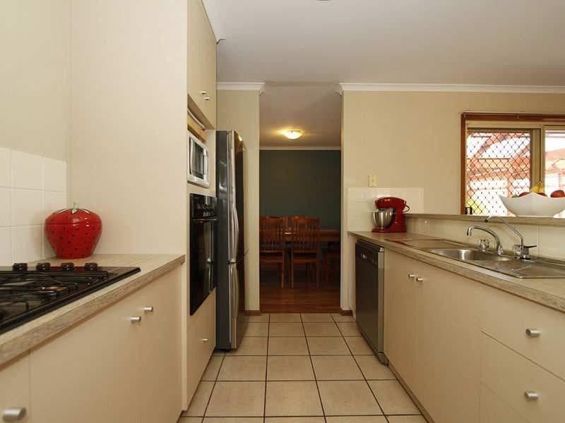 11 Ludgate Avenue, TROTT PARK SA 5158, Trott Park - Thumbnail 5