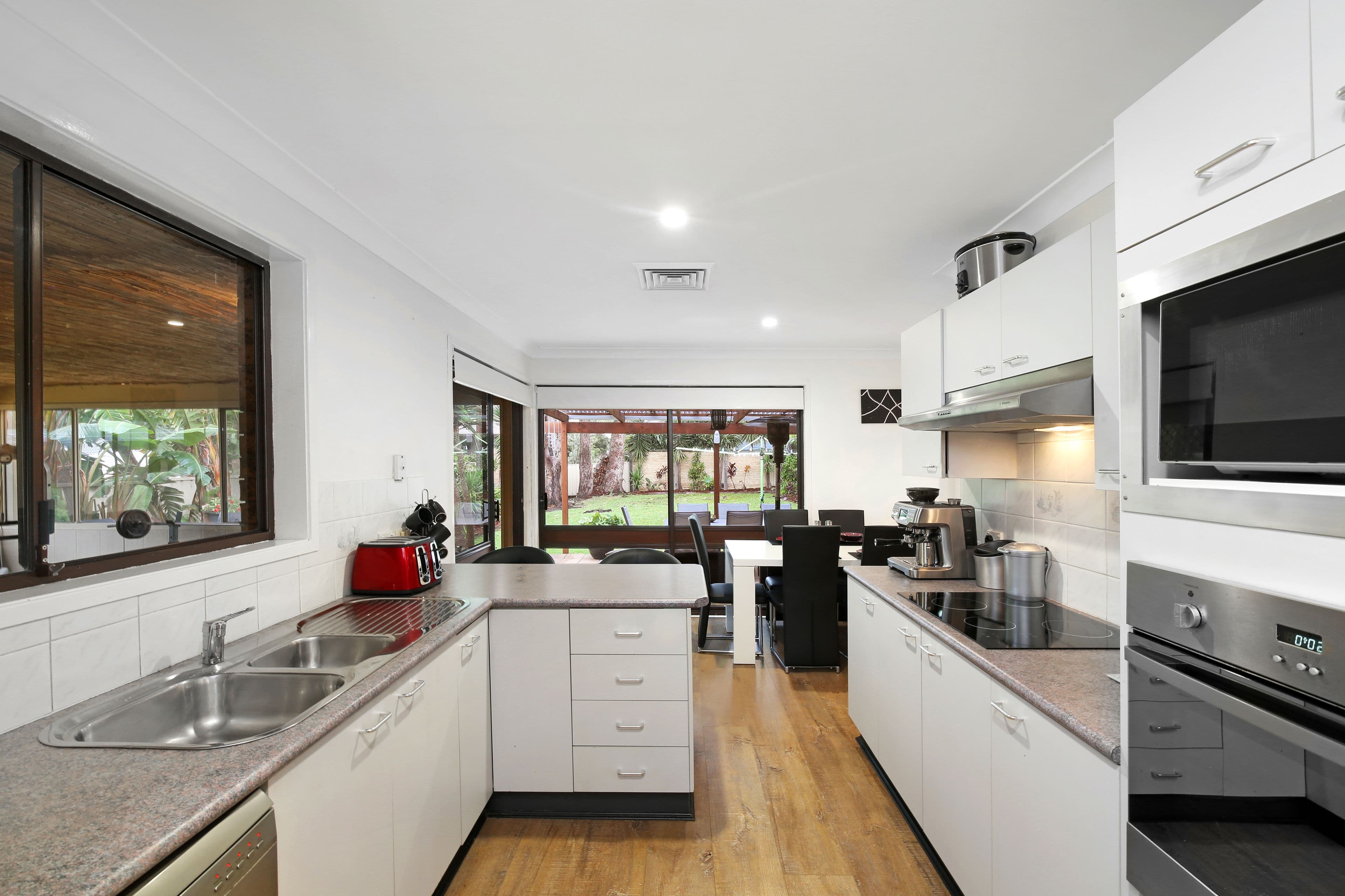 24 Mimosa Avenue, Saratoga - Thumbnail 6