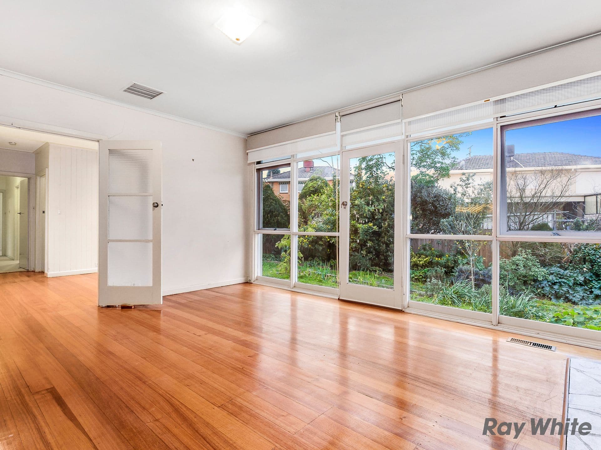 2 Louise Court, Doncaster VIC 3108, Doncaster - Thumbnail 5