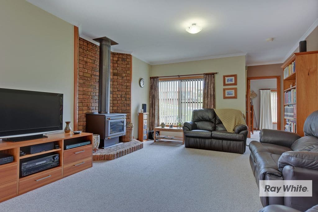 52 Raglan Street, Somerset TAS 7322, Somerset - Thumbnail 2