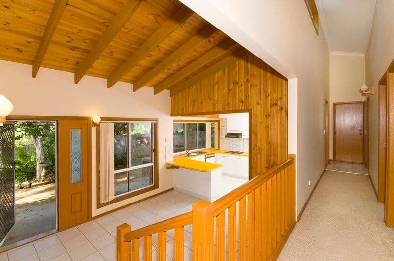 24 Beaumont Court, CURRUMBIN WATERS QLD 4223, Currumbin Waters - Thumbnail 3