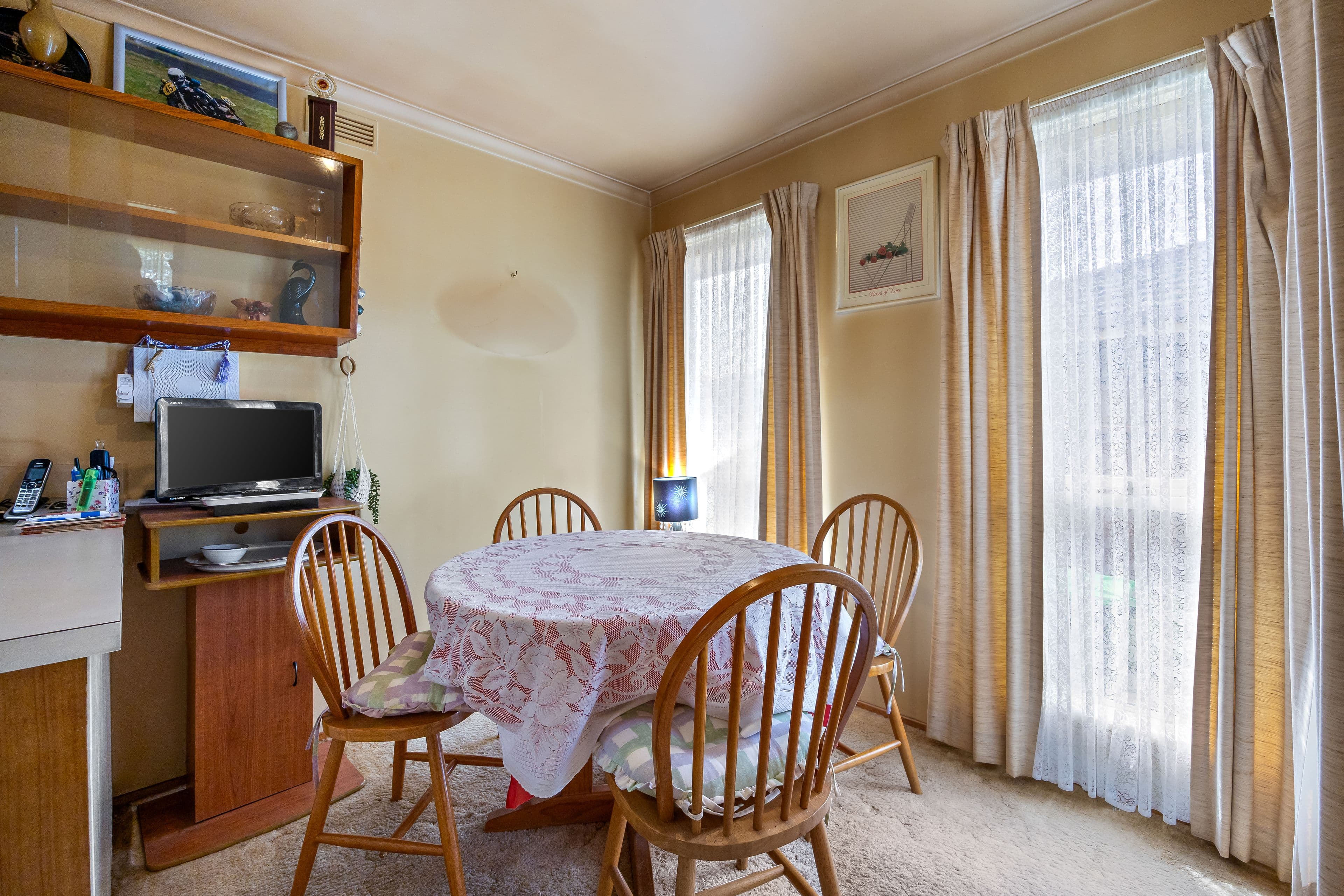 35 Malmesbury Street, Wendouree VIC 3355, Wendouree - Thumbnail 4