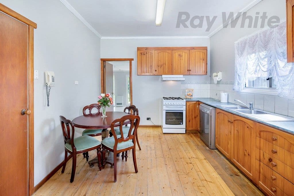 32 Albion Street, Sebastopol VIC 3356, Sebastopol - Thumbnail 2