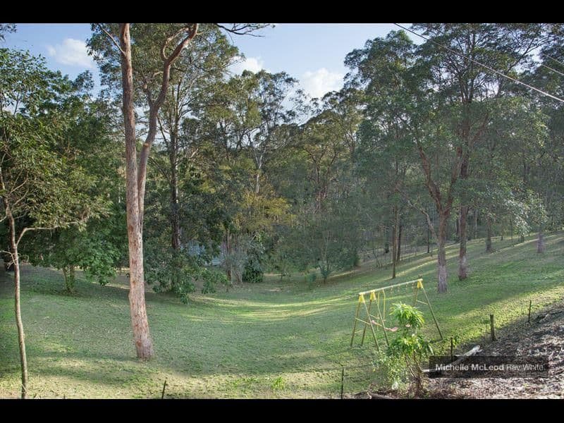 6 Rustic Street, KENMORE HILLS QLD 4069, Kenmore Hills - Thumbnail 2