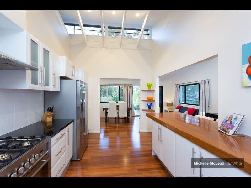 6 Rustic Street, KENMORE HILLS QLD 4069, Kenmore Hills - Thumbnail 8