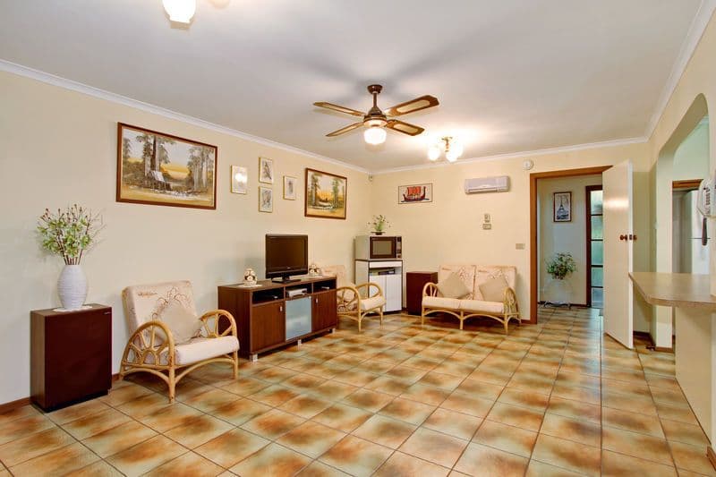 38 ROSEMARY Avenue, CROYDON HILLS VIC 3136, Croydon Hills - Thumbnail 8