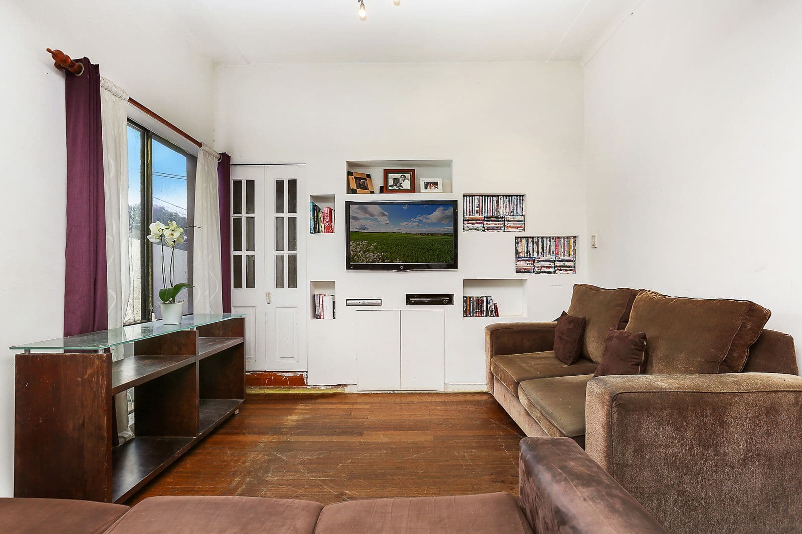 1 Daphne Street, Botany - Thumbnail 2