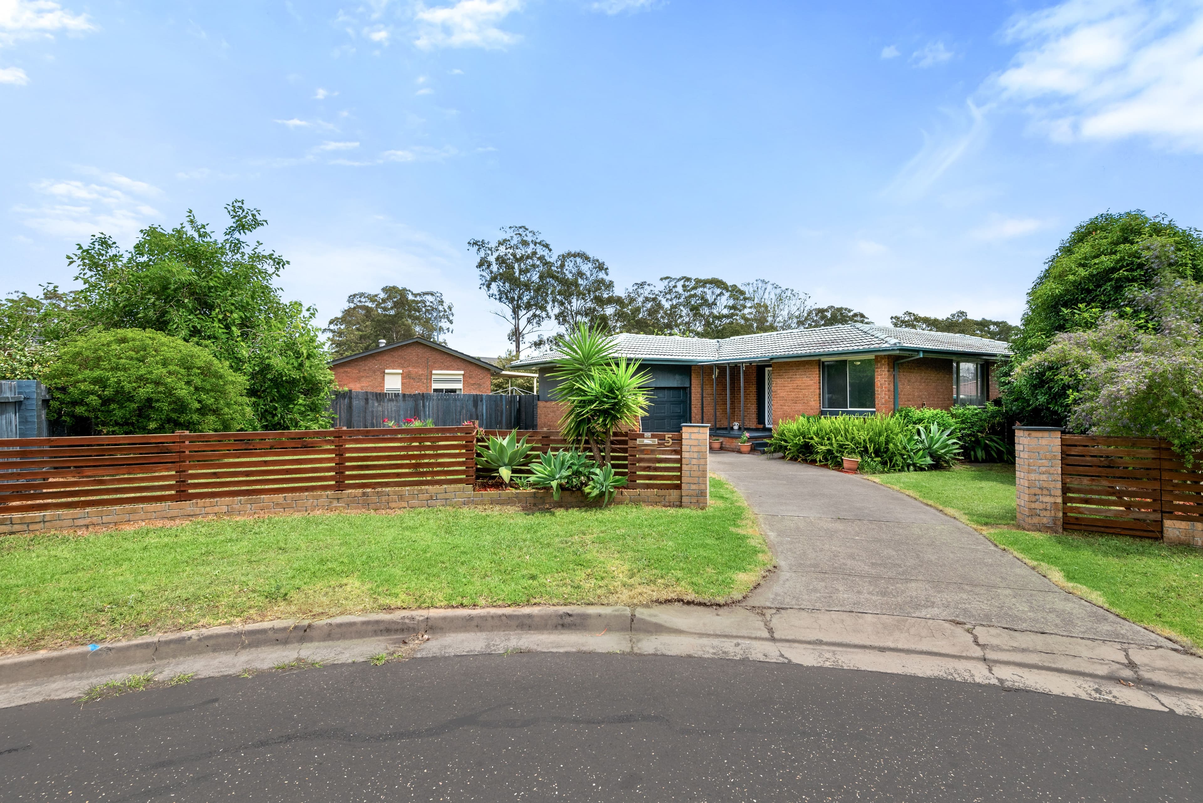 5 Clematis Place, Macquarie Fields NSW 2564, Macquarie Fields - Image 1