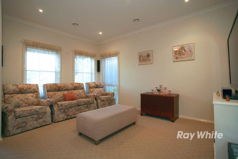 15 Gracehill Mews, CRANBOURNE VIC 3977, Cranbourne - Thumbnail 3