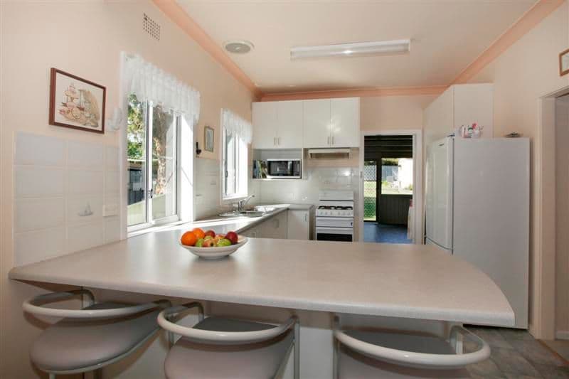 27 Merran Avenue, CHARLESTOWN NSW 2290, Charlestown - Thumbnail 2
