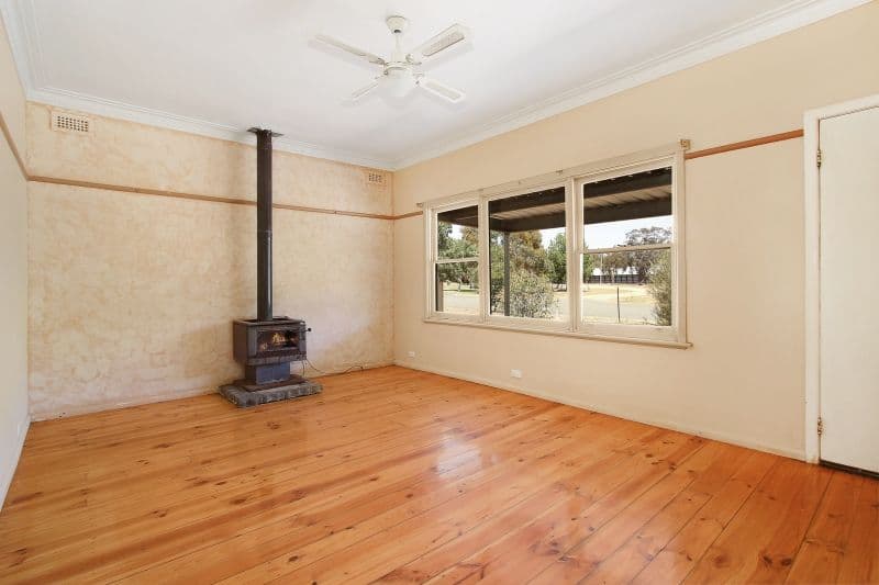 1 Kindra Street, Rand - Thumbnail 2
