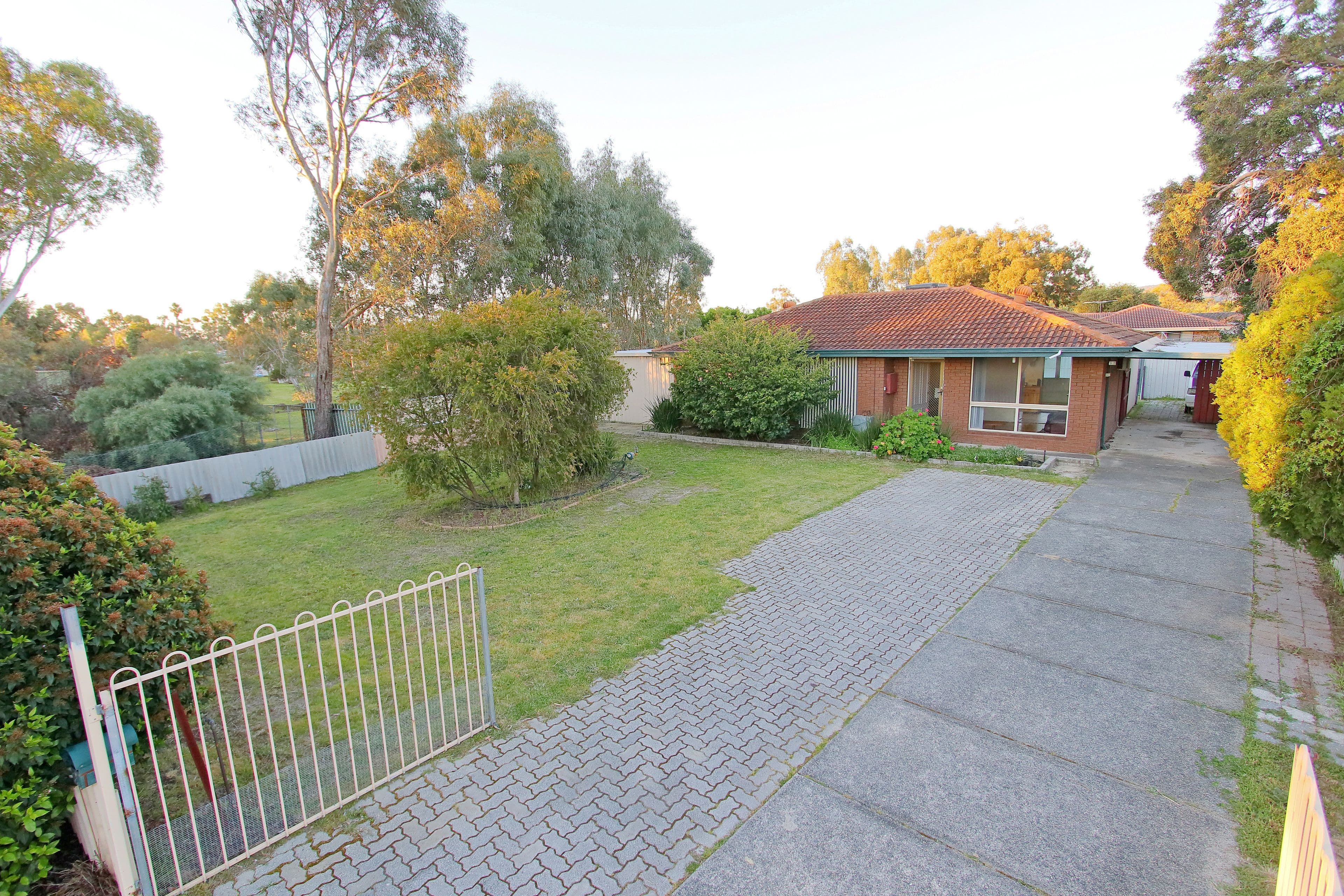 2 Longfield Road, Maddington WA 6109, Maddington - Image 1