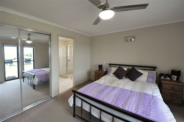 29 Elizabeth Street, WESTBROOK QLD 4350, Westbrook - Thumbnail 8