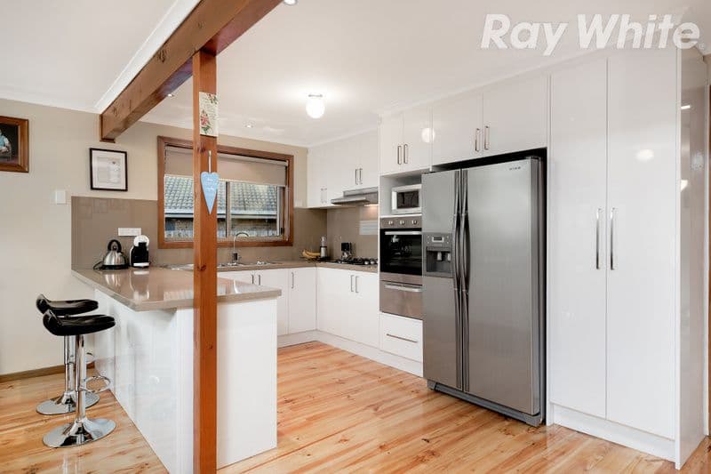 2 Ratcliffe Close, Mill Park VIC 3082, Mill Park - Thumbnail 2