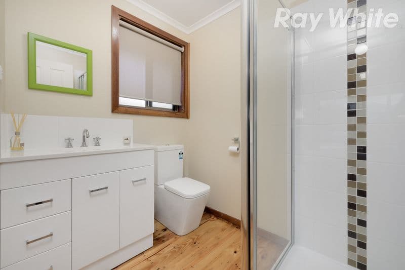 2 Ratcliffe Close, Mill Park VIC 3082, Mill Park - Thumbnail 7