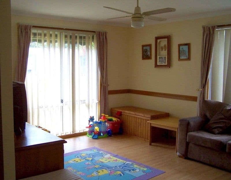 8 Allison Drive, GLENMORE PARK NSW 2745, Glenmore Park - Thumbnail 2