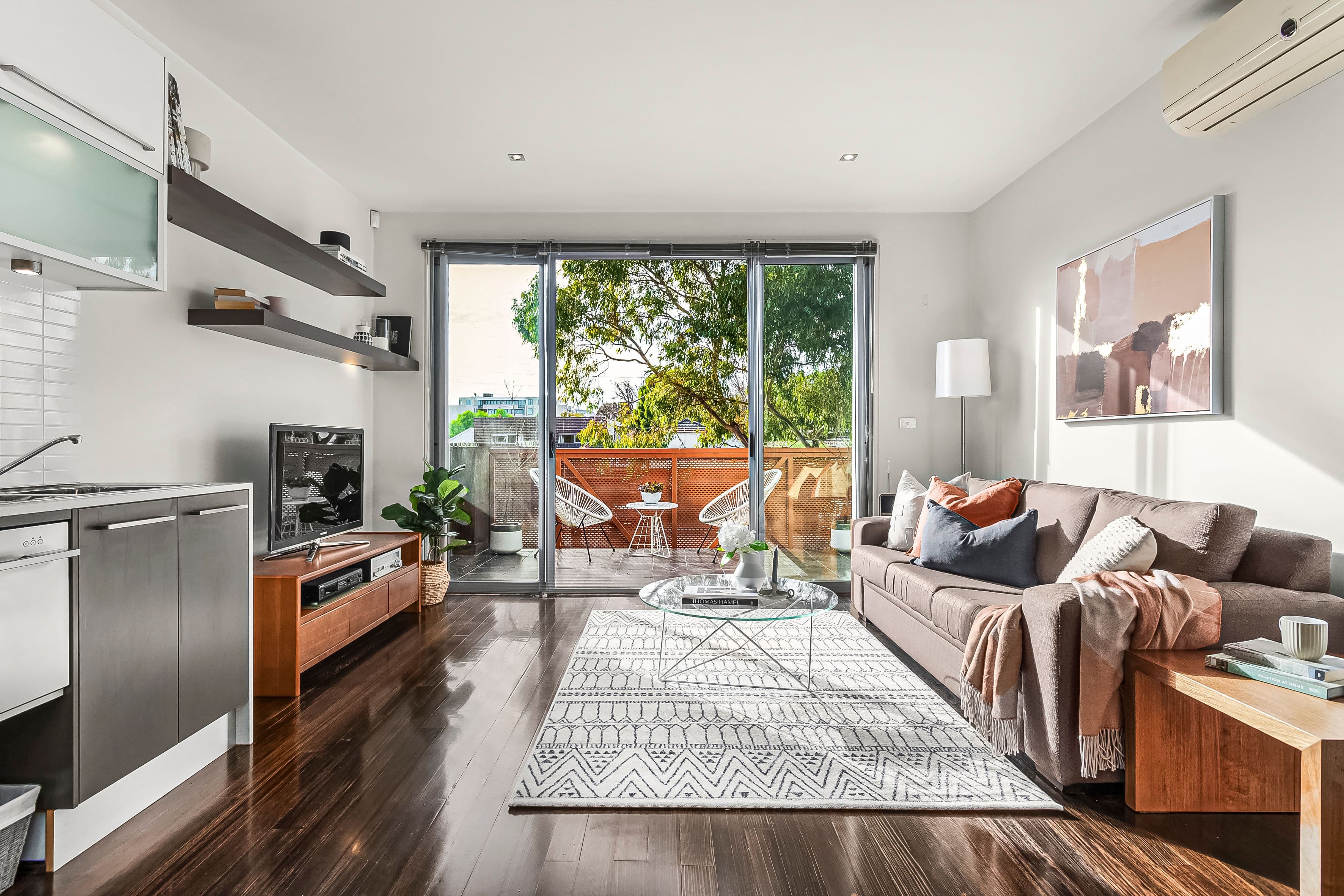 6 Jones Street, Brunswick VIC 3056, Brunswick - Thumbnail 3