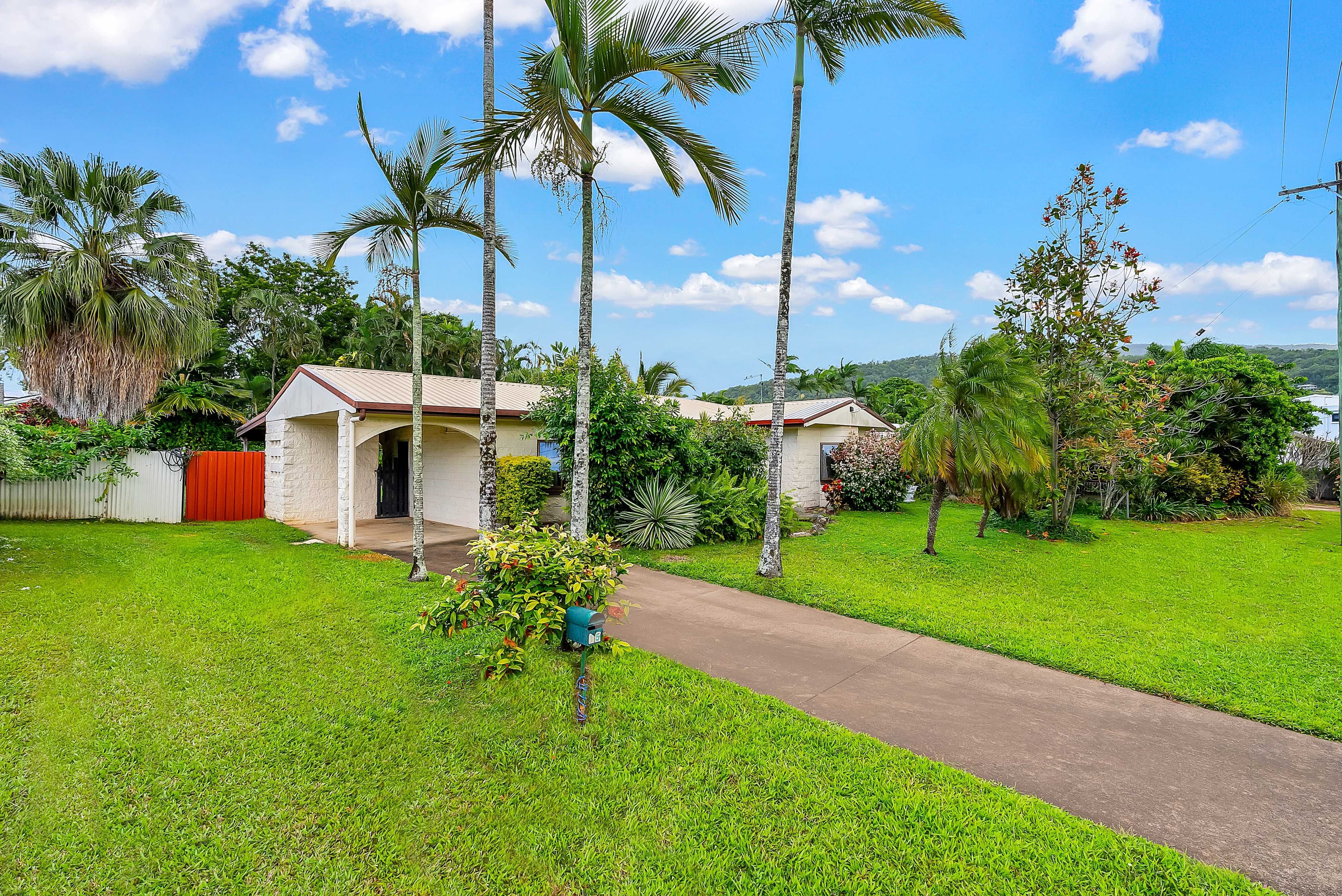 15 Kokopo Close, Trinity Beach QLD 4879, Trinity Beach - Thumbnail 2