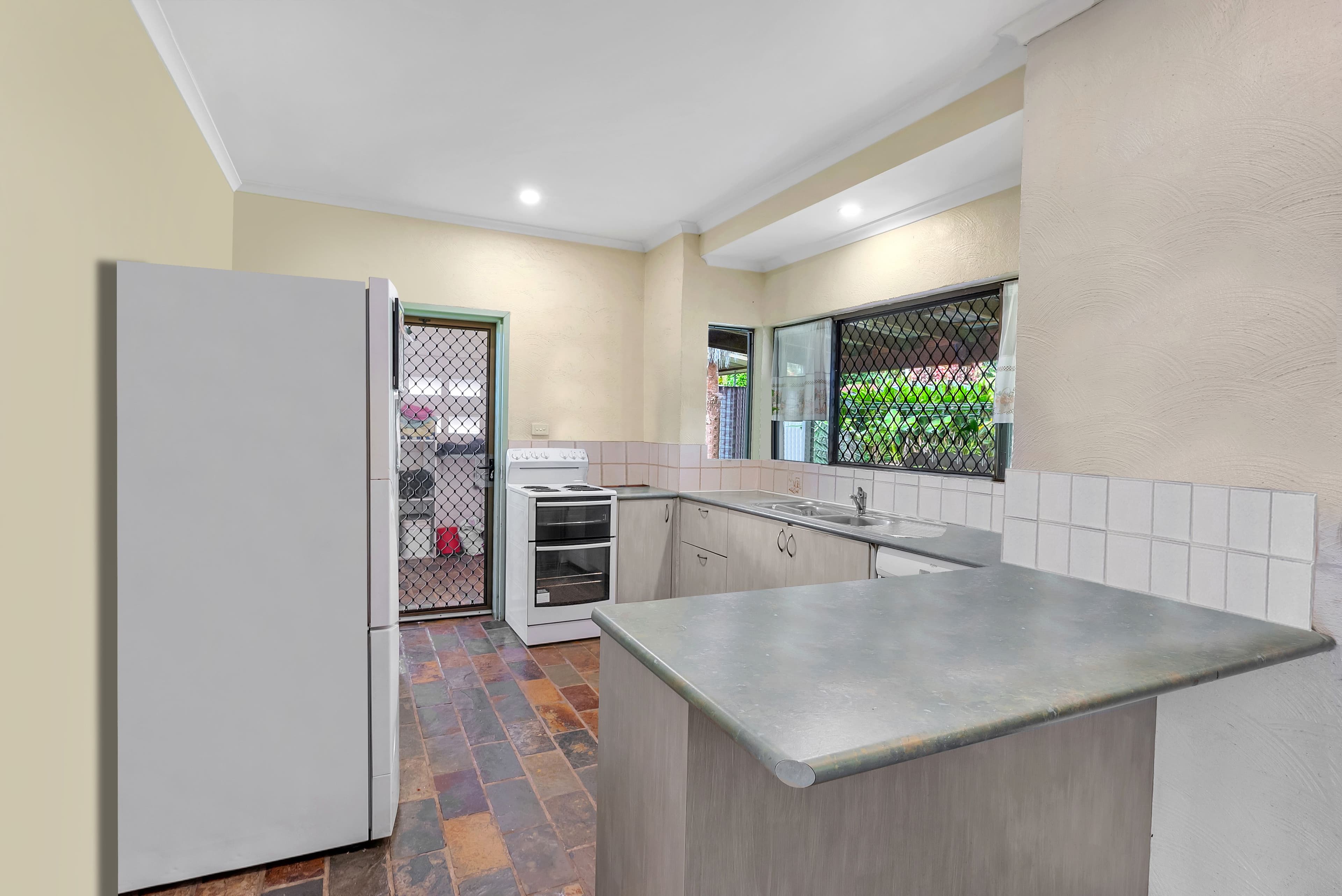 15 Kokopo Close, Trinity Beach QLD 4879, Trinity Beach - Thumbnail 4