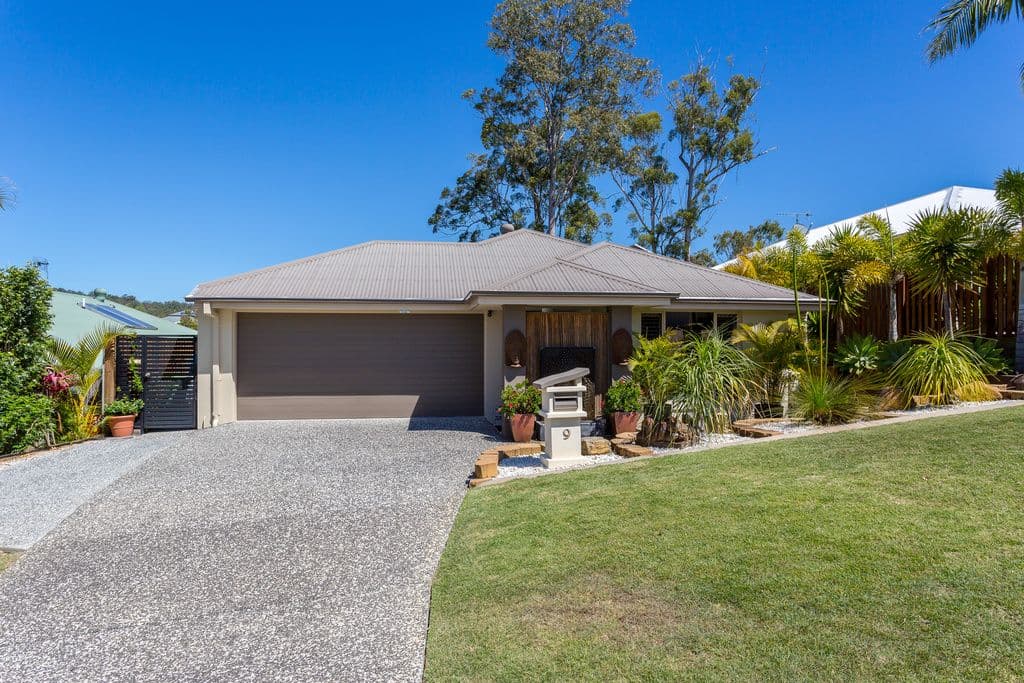 9 Aquarius Street, REEDY CREEK QLD 4227, Reedy Creek - Thumbnail 2